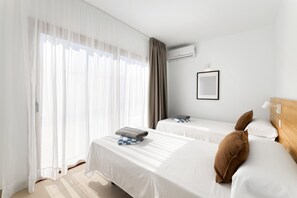 4 Schlafzimmer, Bügeleisen/Bügelbrett, kostenloses WLAN, Bettwäsche