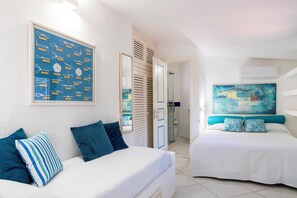 5 bedrooms, iron/ironing board, free WiFi, bed sheets