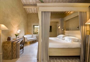 8 chambres, fer et planche Ă repasser, Wi-Fi gratuit, draps fournis