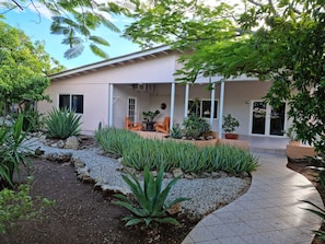 Exterior - Nos Soño Stay and Dive, holidays in paradise! Guest home (Sabana Westpunt)