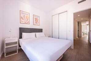 4 soverom, strykejern/-brett, wi-fi (inkludert) og sengetøy