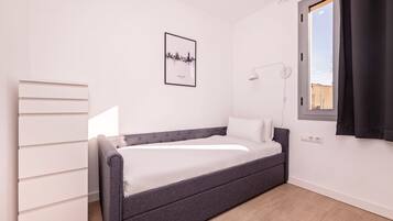 3 dormitorios, escritorio, tabla de planchar con plancha y wifi gratis