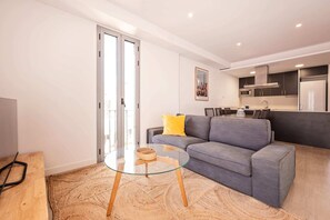 TV - Sweett | Harmony Central 502 (Barcelona)