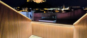 Superior Deluxe Studio