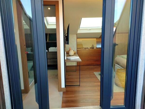 AccĂšs au Wi-Fi (inclus), literie fournie