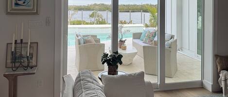 Smart TV, ping pong, computer monitors, printers