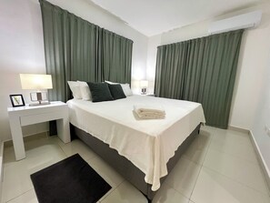 2 bedrooms, in-room safe, desk, iron/ironing board - Charming 2-bedroom apartment with WiFi, AC in welcoming Punta Cana (Punta Cana)