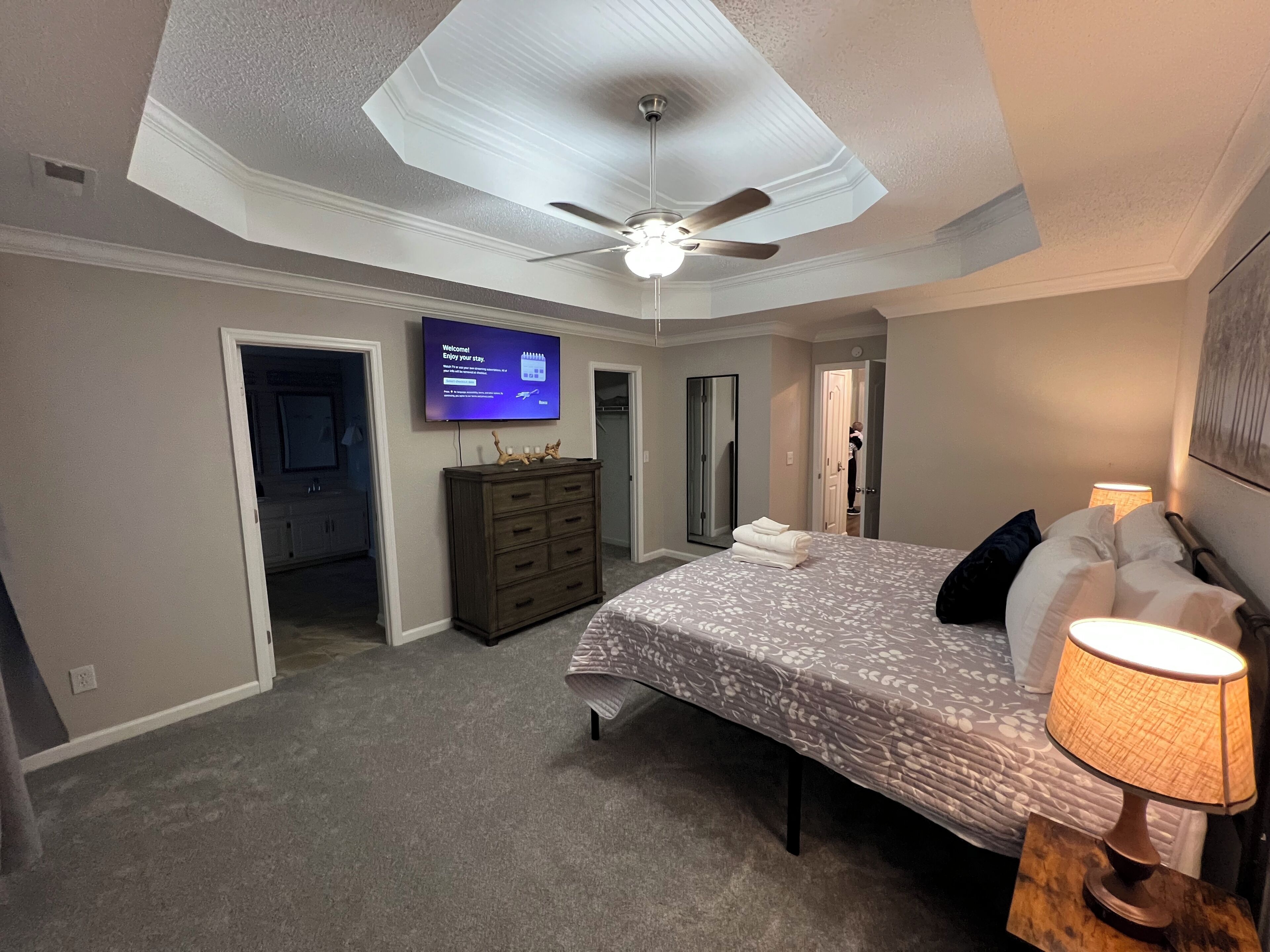 4 chambres, fer et planche à repasser, Wi-Fi gratuit, draps fournis