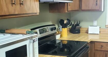 Charming 2 bedroom condo cottage Hot Springs Village near Historic Hot Springs