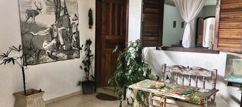 LARGE PRIVATE SUITE WITH BALCONY AND CLOSE TO THE HISTORIC CENTER. PET FRIENDLY 