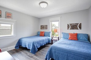 4 bedrooms, travel cot, WiFi, bed sheets