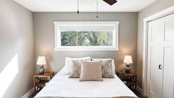 2 bedrooms, WiFi, bed sheets