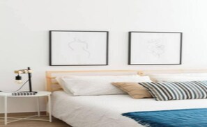 2 chambres, fer et planche à repasser, Wi-Fi, draps fournis