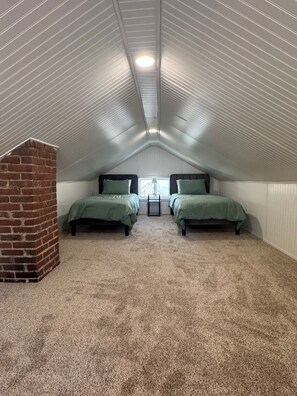 4 Schlafzimmer, Bügeleisen/Bügelbrett, kostenloses WLAN, Bettwäsche