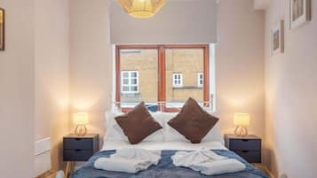 1 bedroom, desk, iron/ironing board, travel cot