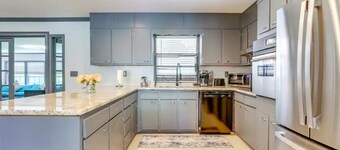 3-bedroom house in peaceful Decatur with WiFi, AC