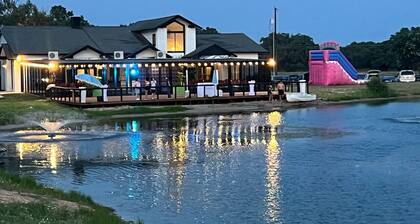 The black stone luxury retreat