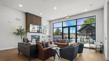 Téléviseur connecté, bureau