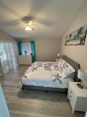 3 عدّة غرف نوم ومكواة/لوح كي وسرير سفر وواي فاي مجانًا