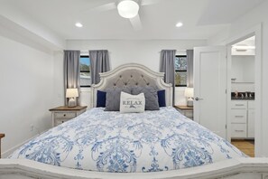 5 bedrooms, WiFi, bed sheets