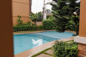 Piscina a l'aire lliure