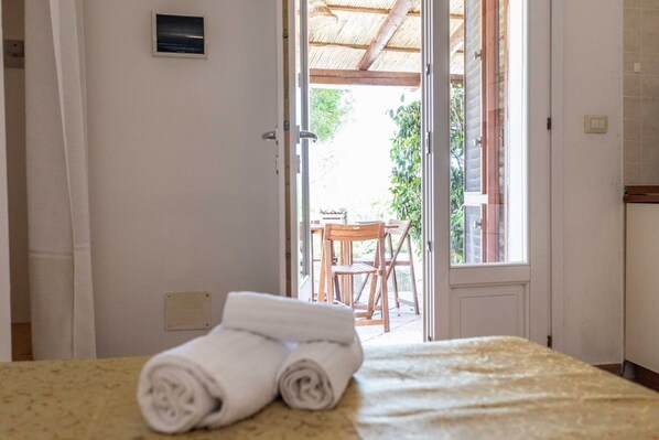 Standard Studio, Garden View | Premium bedding, down duvets, memory-foam beds, in-room safe - Borgo del Sole Salento (Morciano di Leuca)