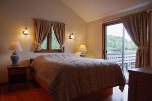 3 soverom, strykejern/-brett, wi-fi (inkludert) og sengetøy