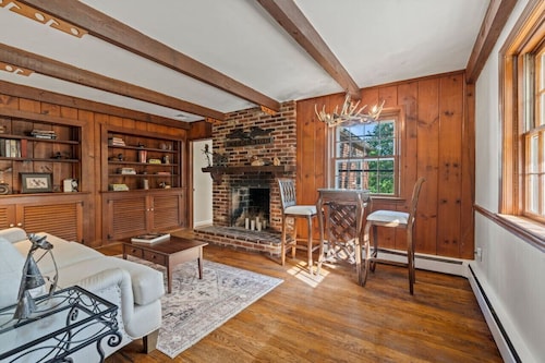 Explore the Best of Both Worlds