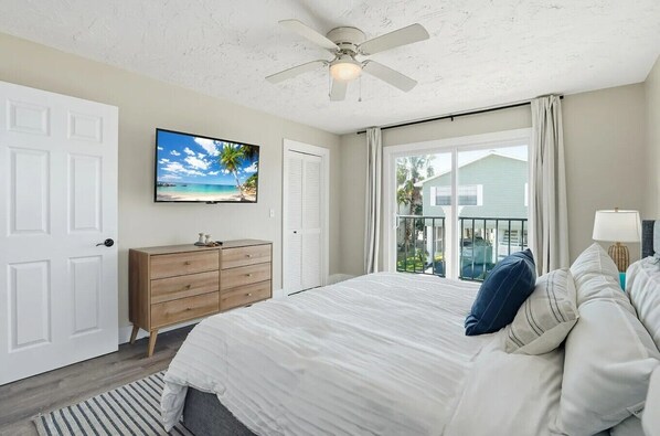6 habitaciones, escritorio, tabla de planchar con plancha y wifi gratis