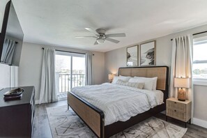 6 Schlafzimmer, Schreibtisch, Bügeleisen/Bügelbrett, kostenloses WLAN