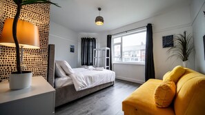 2 bedrooms, WiFi, bed sheets
