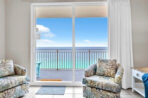 Appart'hôtel, plusieurs lits (Splash 1803W) | Coin séjour