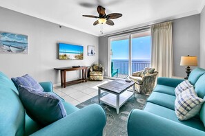 コンドミニアム ベッド (複数台) (Splash 1803W) | リビング エリア