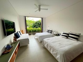 2 habitaciones y tabla de planchar con plancha 