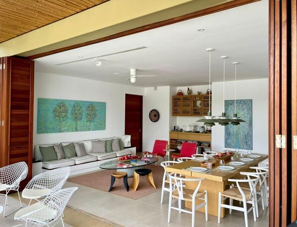 Luxury Apartment | Living area