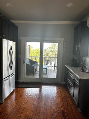 Interior - Charming 2-bedroom house on Medina Lake (Mico)
