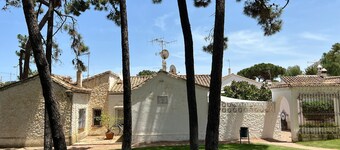 Lovely 4-bed Cottage in Las Chapas Marbella