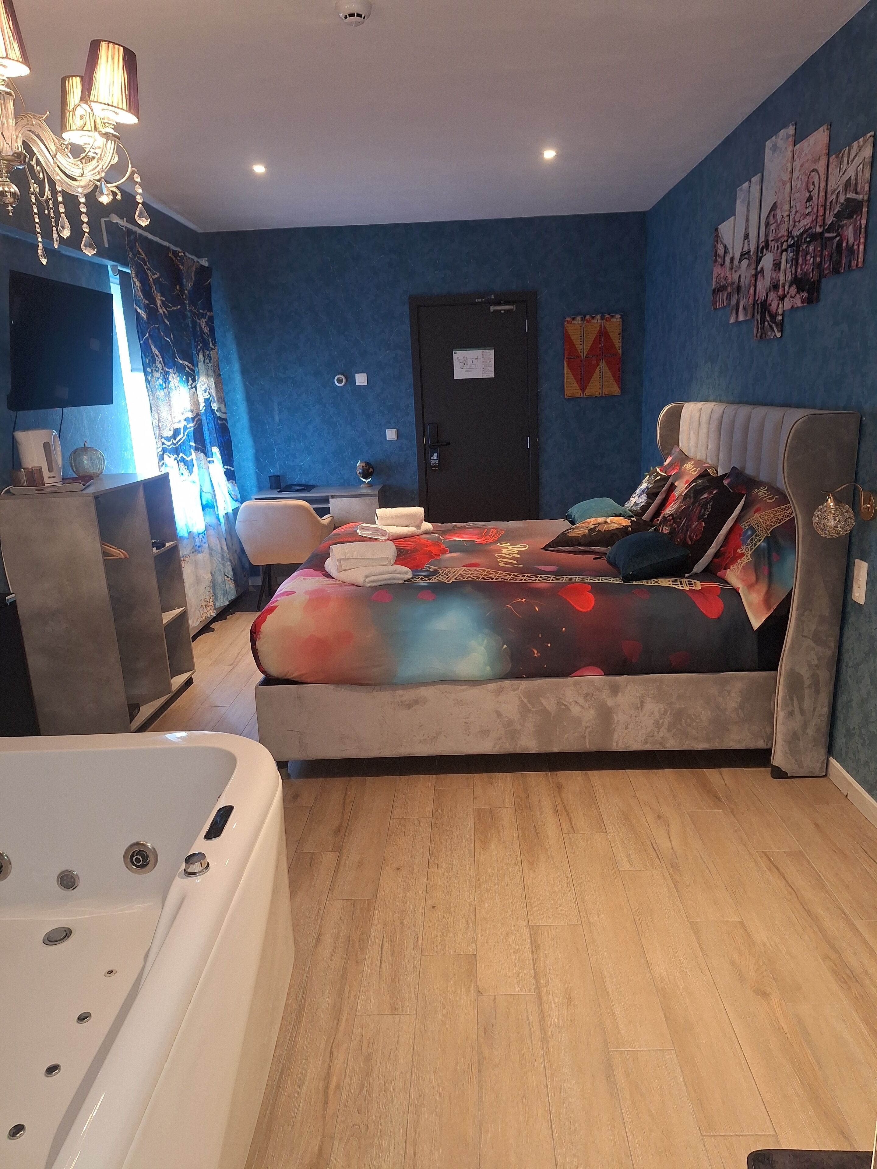 Coffres-forts dans les chambres, bureau