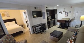 Smart TV - Great Location Family Stay Near Disney Universal (Kissimmee)