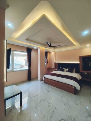 Family Quadruple Room, City View | Free WiFi, bed sheets, wheelchair access - Hotel Shivalayam (Varanasi)