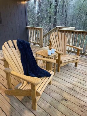 Property grounds - Quiet, Creekside Home with Rain Spa Shower, Unplug & Relax (Collins)