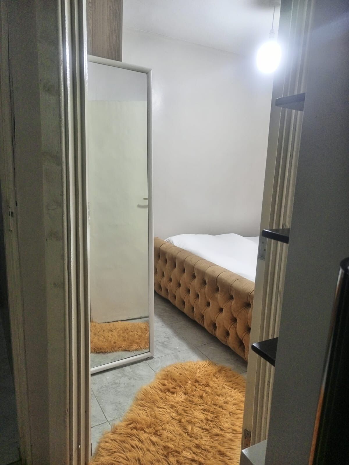 1 chambre, bureau, fer et planche à repasser, Wi-Fi gratuit