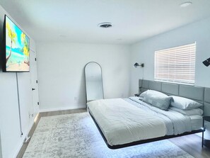 3 Schlafzimmer, Schreibtisch, Bügeleisen/Bügelbrett, kostenloses WLAN