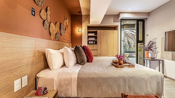 Hypo-allergenic bedding, in-room safe, individually decorated