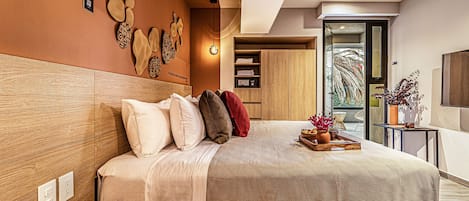 Hypo-allergenic bedding, in-room safe, individually decorated