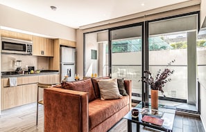 Premier Apartment, Balcony, City View | Living area