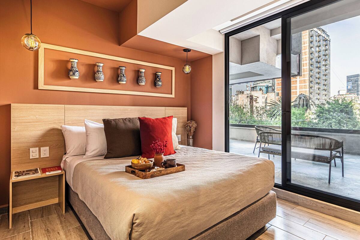 Apartamento exclusivo, sacada, vista para a cidade | Roupas de cama antialérgicas, cofres nos quartos