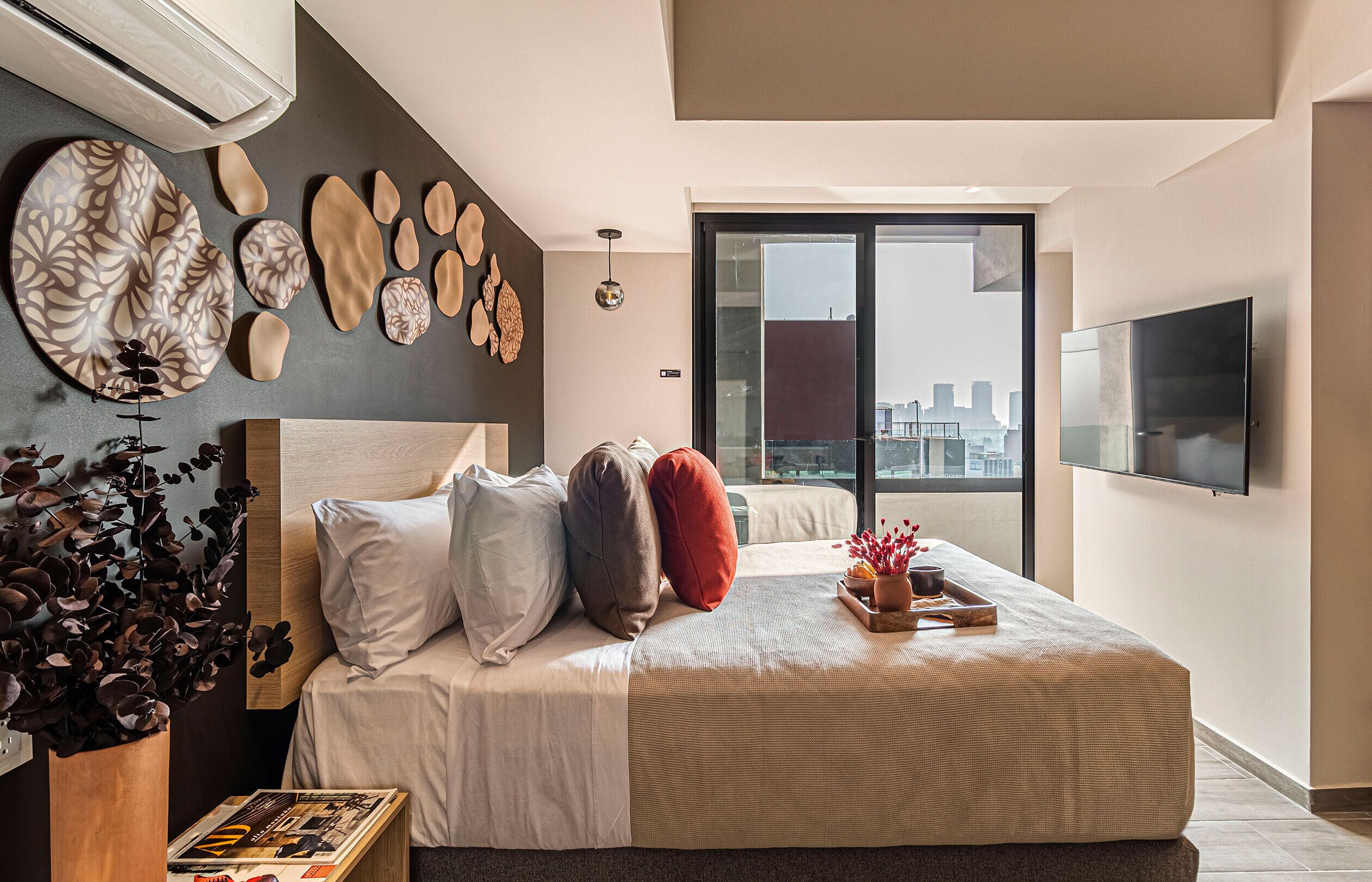 Loft junior, balcón, vista a la ciudad | Vista desde la habitación