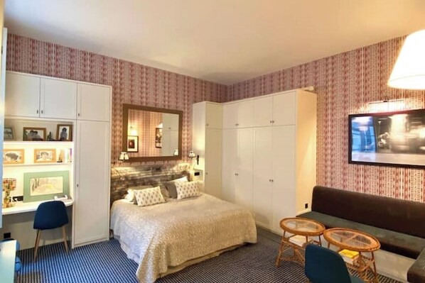 1 bedroom, iron/ironing board, free WiFi, bed sheets