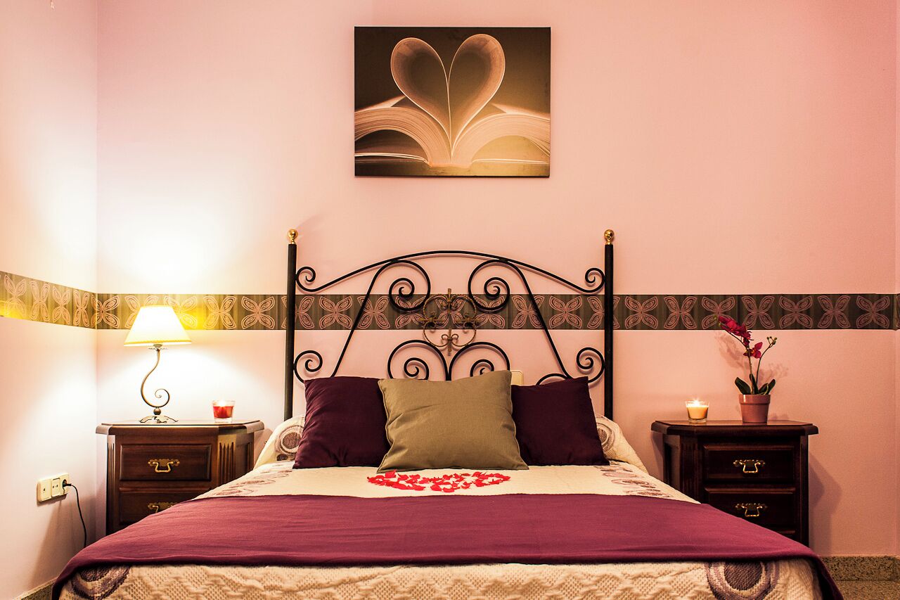 7 slaapkamers, een strijkplank/strijkijzer, wifi, beddengoed